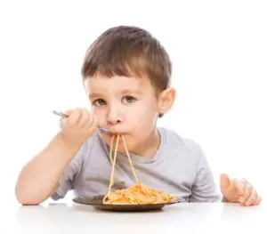 how to eat pasta with fork